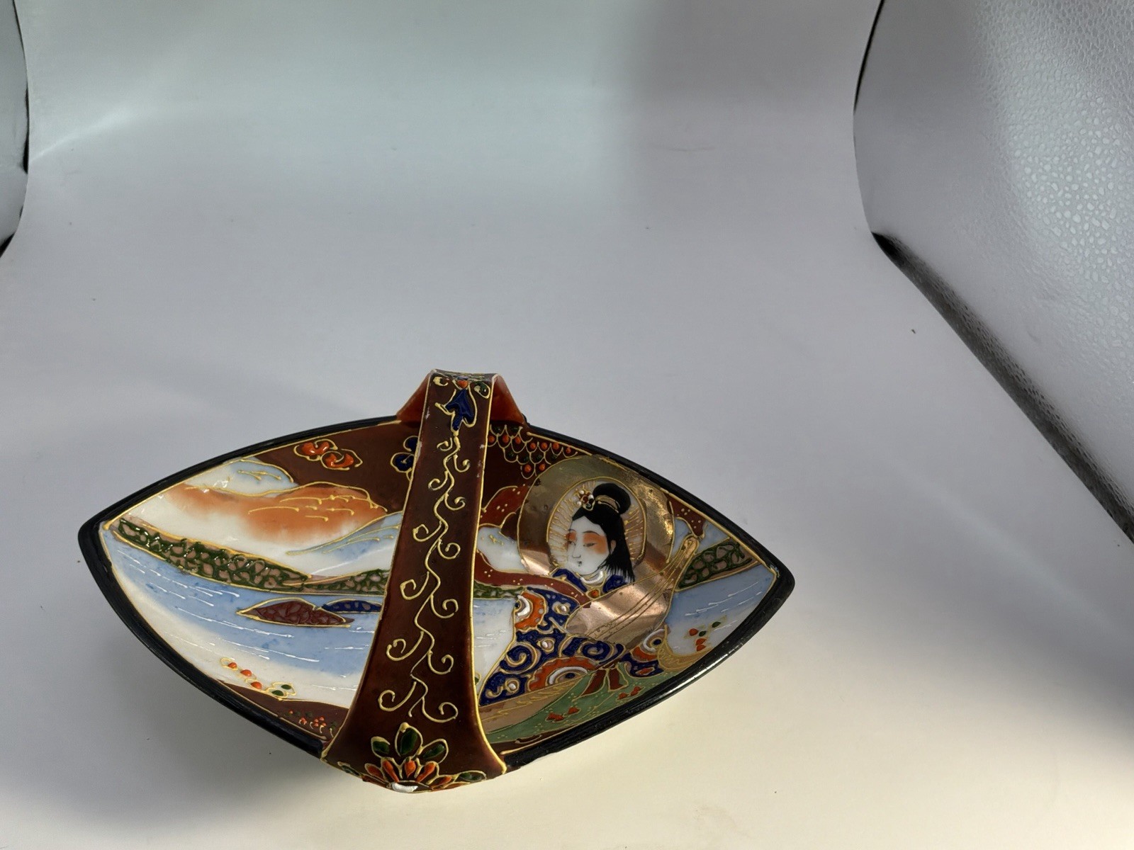 1930’s Tashiro Shoten Lusterware Japanese Art Deco Leaf Dish 7” X 5”
