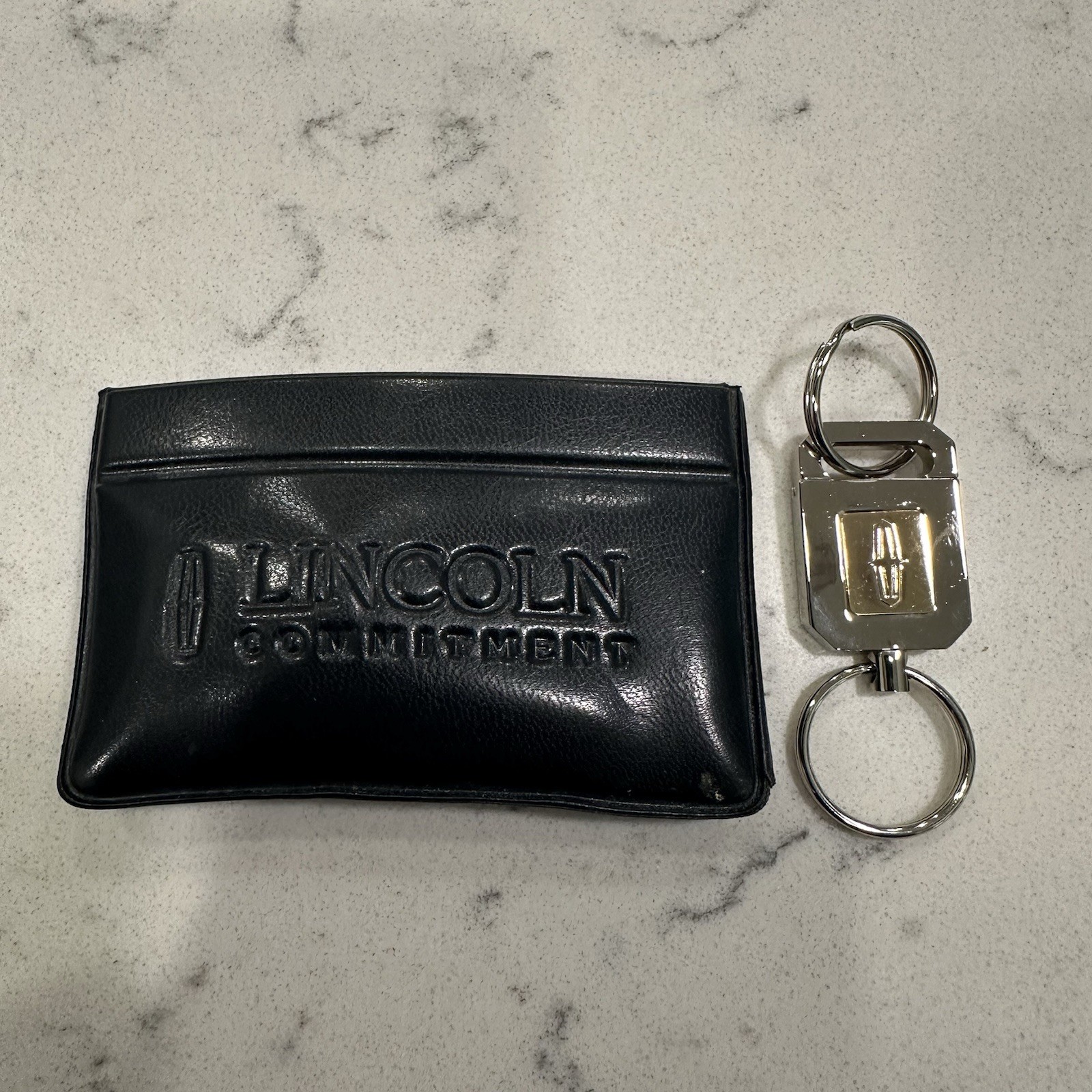 Dbl Lincoln Keychain Vintage Valet Keyring Clip Brushed Goldtone Silvertone Case
