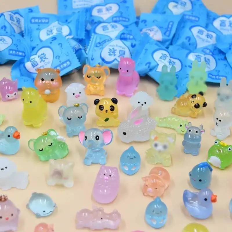 10 Pcs Luminous Mini Resin Animals Tiny Animals Figures Glow in The Dark Bulk
