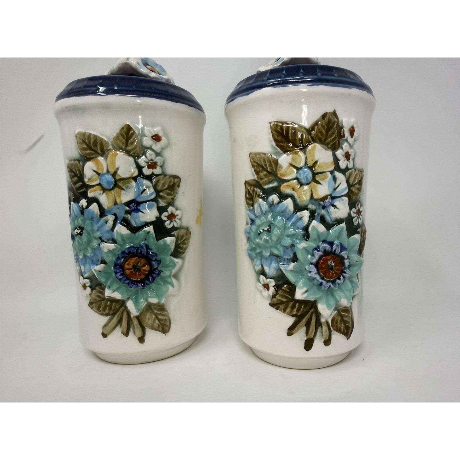 Vintage Tilso Ceramic Salt And Pepper Shakers Floral Flower Large Vintage Tilso Ceramic Salt And Pepper Shakers Floral Flower Large