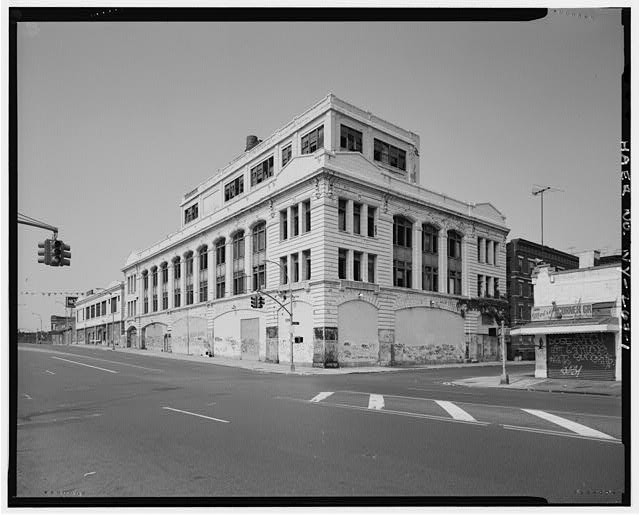 Photo:Sheffield Farms Milk Plant Webster Ave 166th St Bronx NY 1900s