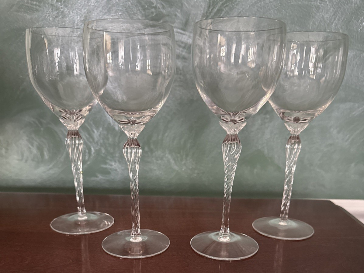 Lenox Aria Wine Goblets Hand Finished Elegant Twisted Stem 7 3/4\