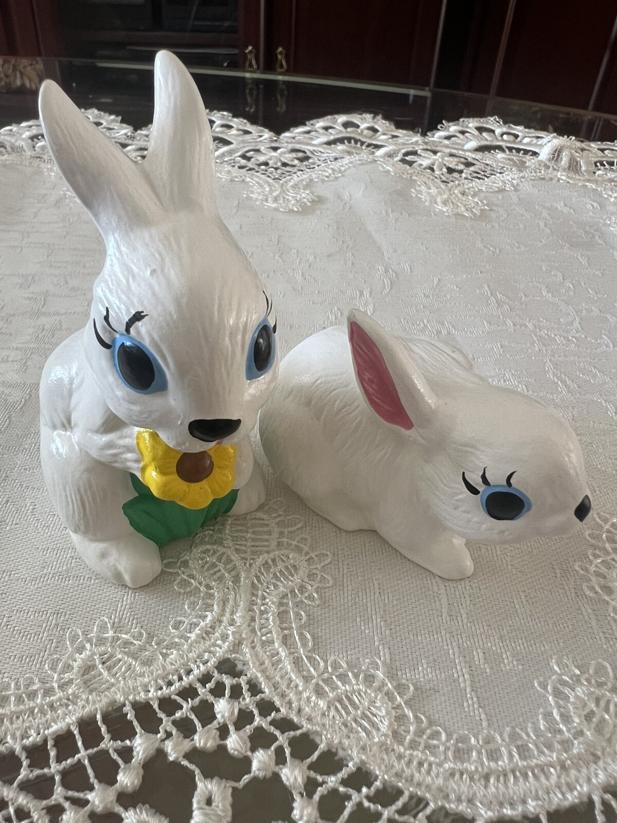 Vintage Pair Of Ceramic Hand painted Easter Bunnies 3.5”