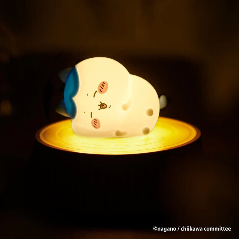 Chiikawa Desktop Light Hachiware - A light that can also charge smartphones New