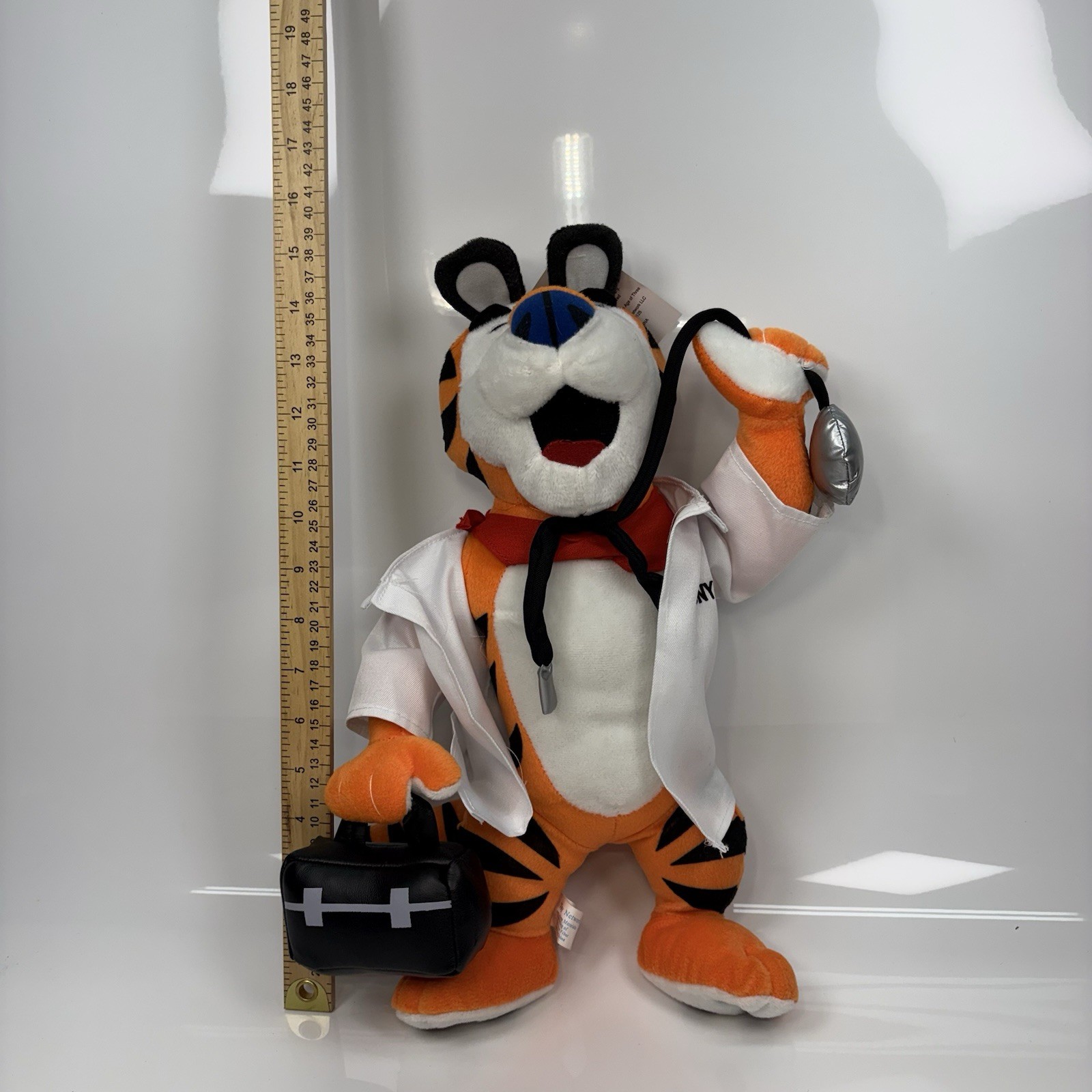 New With Tag 2004 Kellogg's Doctor Tony the Tiger Plush Toy Network