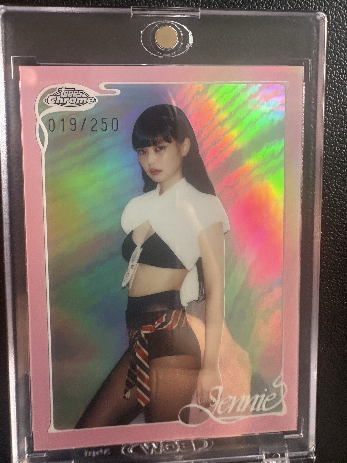 2026 Topps Chrome x Jennie - /250 Pink Refractor #28