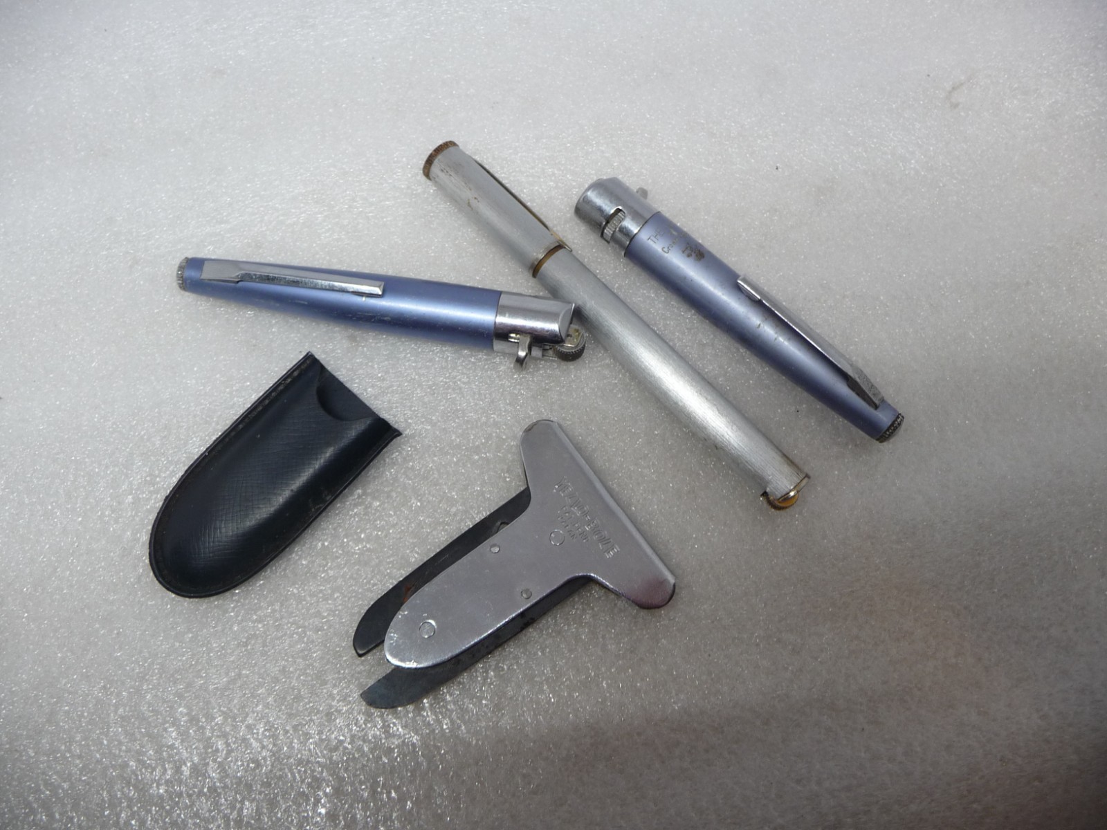 VINTAGE CROWN PICOLO & THE TAPER PEN LIGHTERS PLUS MORE MADE IN USA L@@K