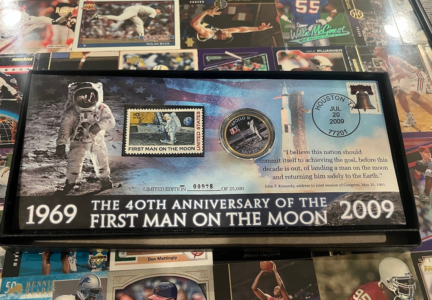 JFK Half Dollar, APOLLO 11, 40th, The First Man on the Moon Coin & Stamps #00978