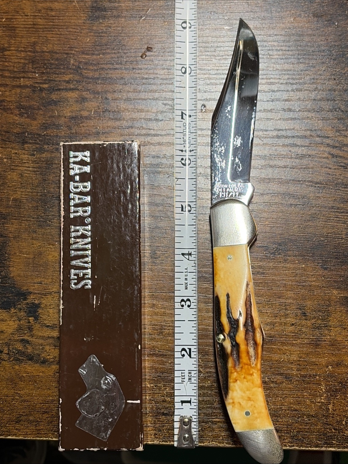 Vintage 1977, Union Cut Co., Ka-Bar Dog's Head, Stag Folding Hunter Pocket Knife