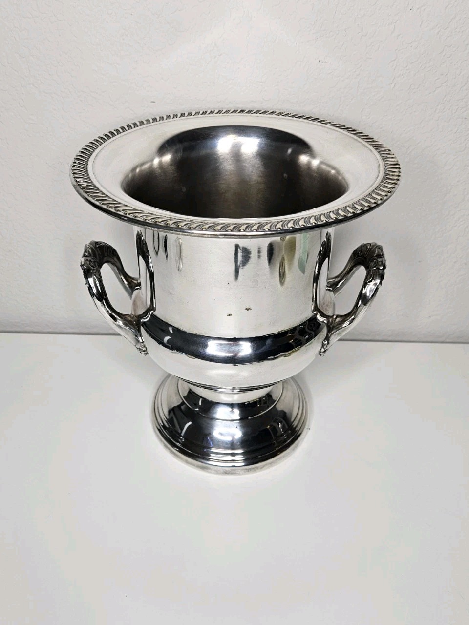 Vintage Leonard Silverplate Trophy Urn Ice Bucket Champagne Cooler 10 1/8