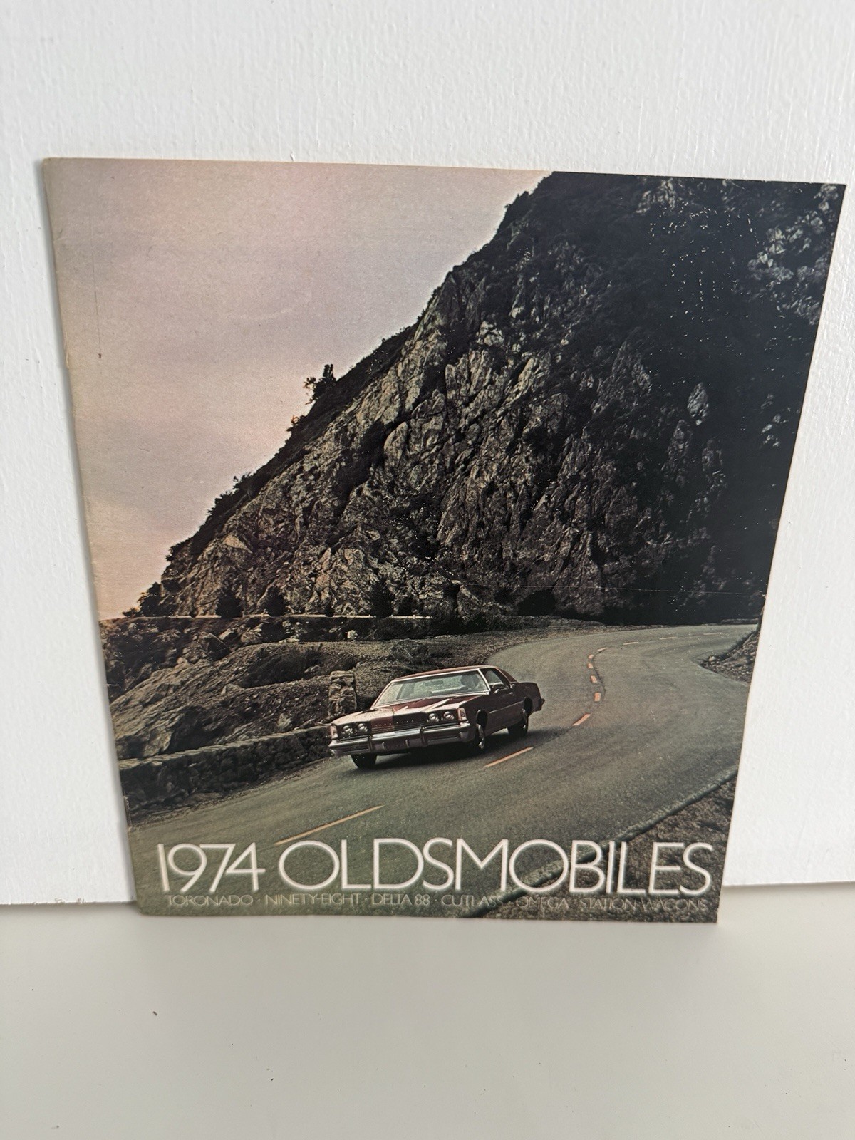 1974 Oldsmobile Brochure Toronado 98 Cutlass Delta 88 Omega Wagon