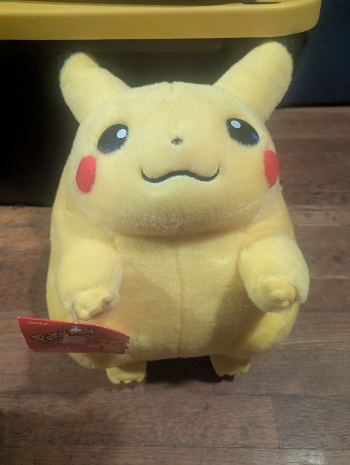 Hasbro Tomy Jumbo Pikachu 1999 Pokemon 16\