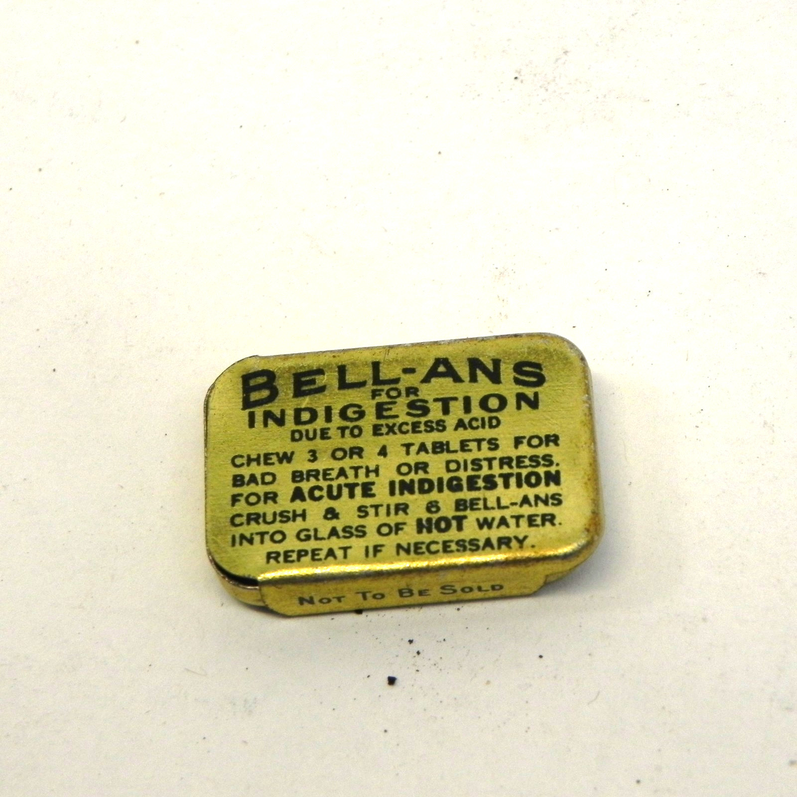 VINTAGE BELL-ANS INDIGESTION PILL TIN EMPTY DISPLAY ONLY USED VINTAGE BELL-ANS INDIGESTION PILL TIN EMPTY DISPLAY ONLY USED