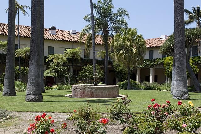 Photo:Santa Barbara California Santa Barbara Mission Cemetery 1900s