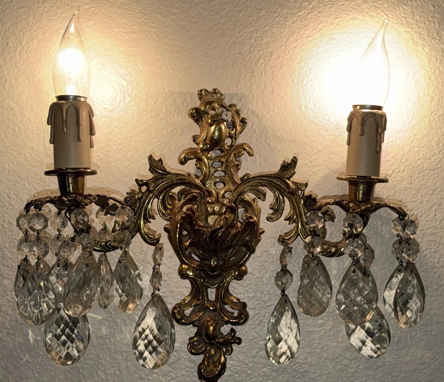 Vintage Italian Gold Metal Brass Wall 2-Arm Candle Sconces Light Crystal Prisms