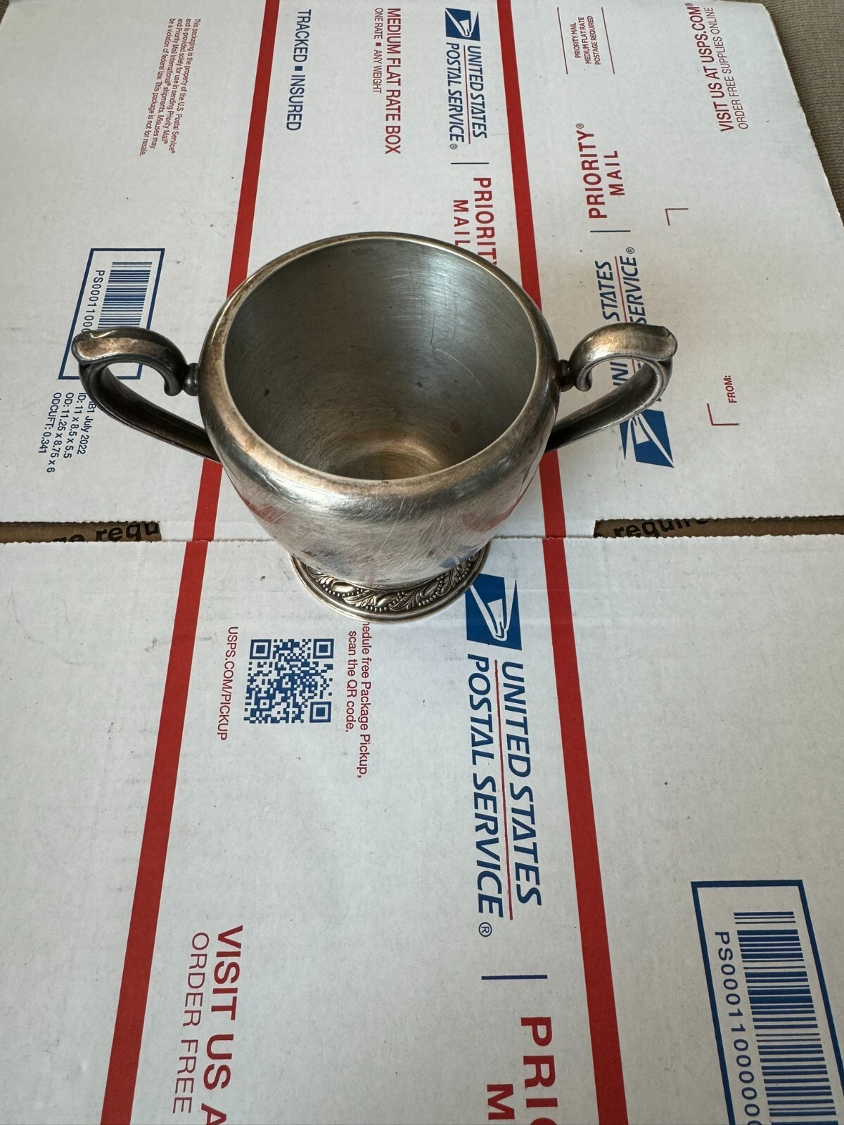VTG Evandale WM ROGERS Silver plate Sugar Bowl #1103 w/Ornate Pedestal Handles VTG Evandale WM ROGERS Silver plate Sugar Bowl #1103 w/Ornate Pedestal Handles