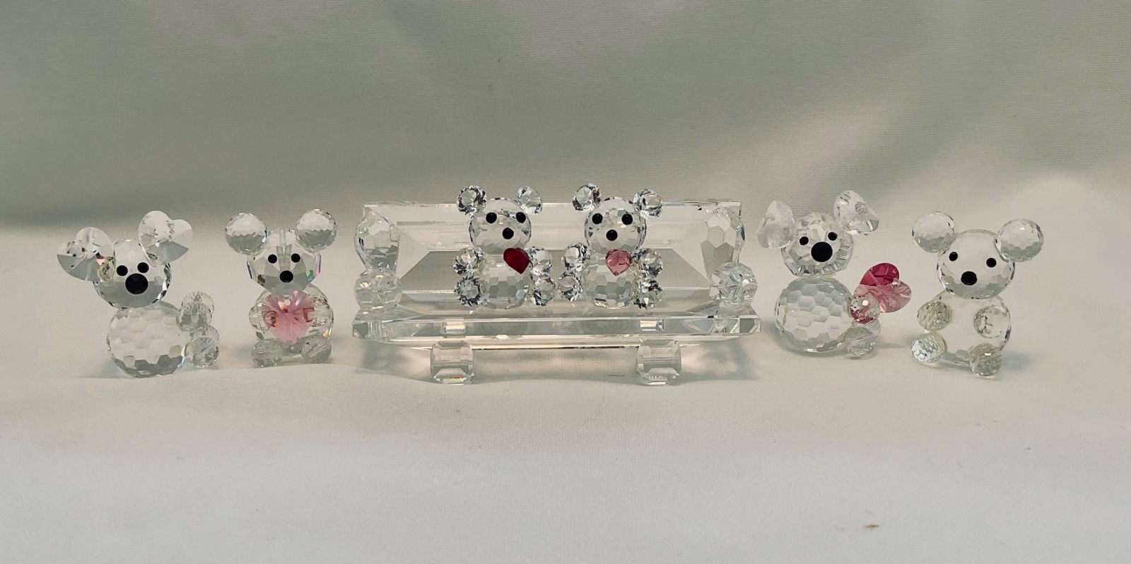 Crystal World Figurines  SUPER CUTE TEDDY BEARS, 5 pcs.