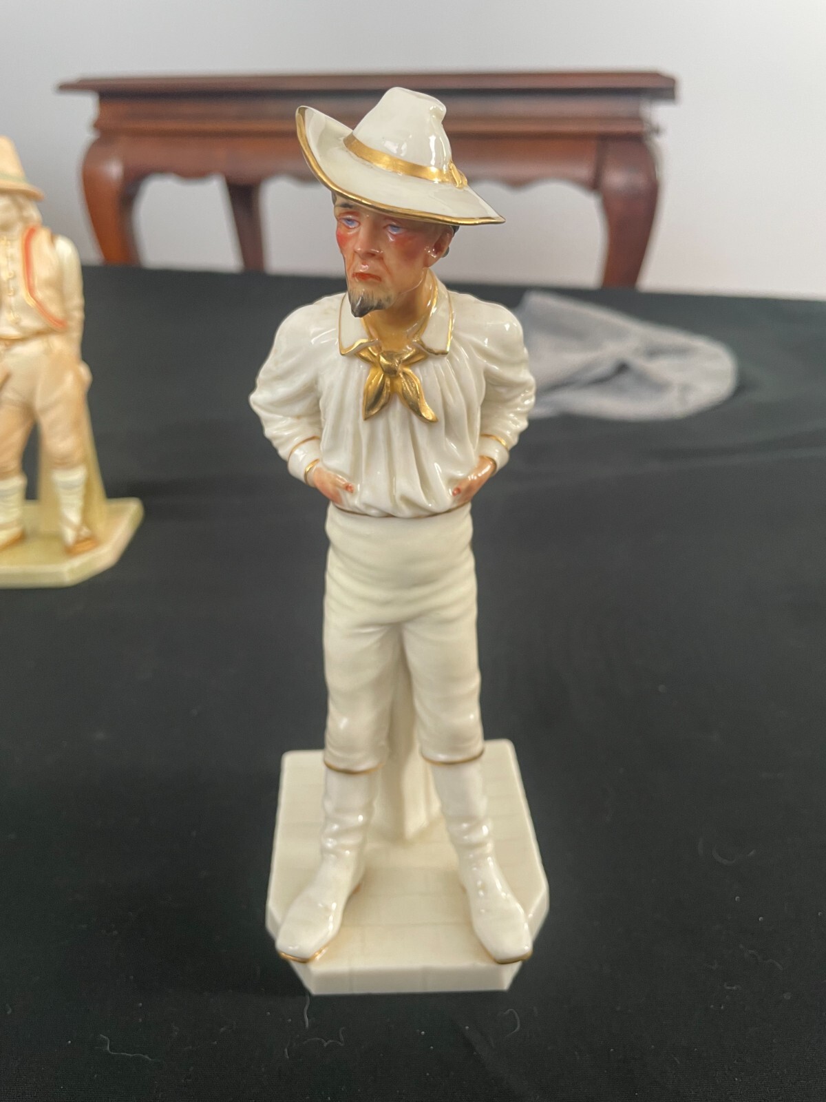 Royal Worcester Countries Around The World by Hadley, The Yankee #835, c1882