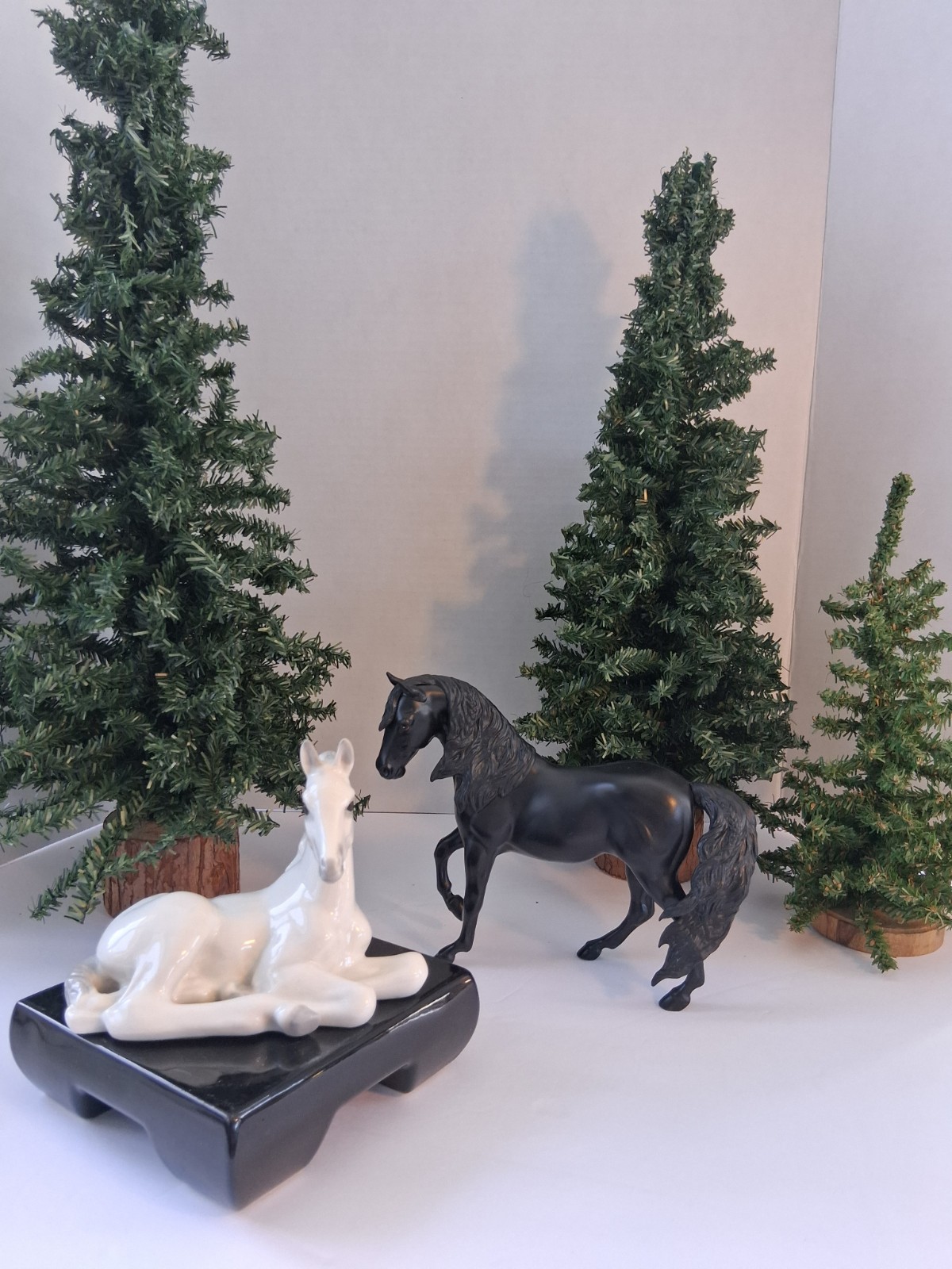Vtg 80's AUTHENTIC USSR RED Stamped Lomonosov Resting Foal Porcelain Figurine; 