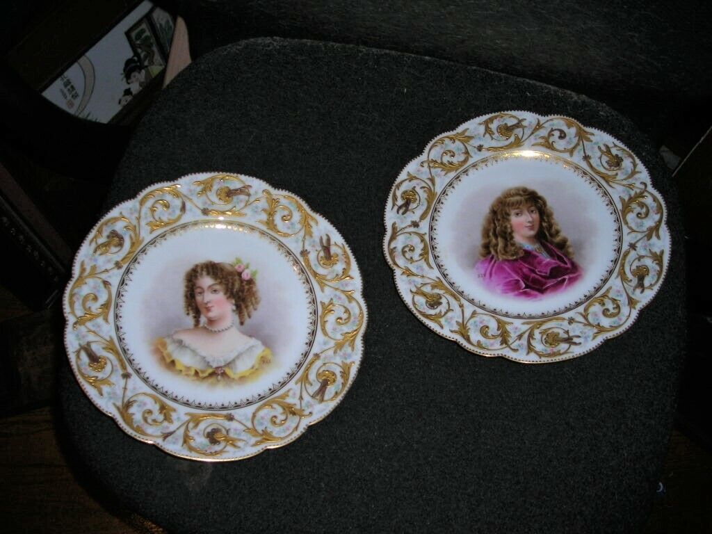 PAIR OF STUNNING ANTIQUE SEVRES STYLE GILDED GOLD SIGNED FRENCH PORTRAIT PLATES