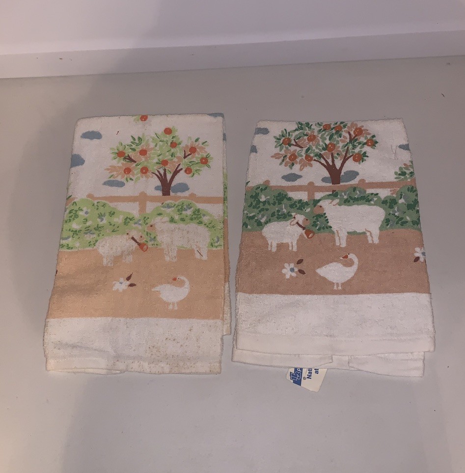 VTG Country Cottage Sheep Goose Apple Kitchen Towels 80s NOS 2 Set 100% Cotton