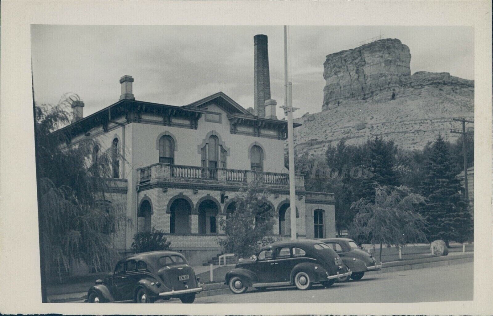 1940 Press Architecture Cars Building Mountain Photo
