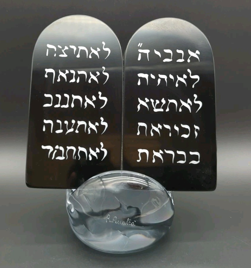 Renato Anatra Murano Glass Ten Commandments Tablet in Hebrew Judaica