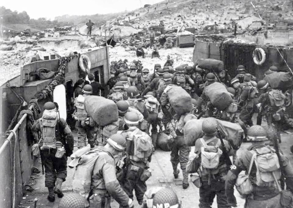 WW2 WWII Photo Utah Beach Landing D-Day US Army Normandy World War Two / 1175