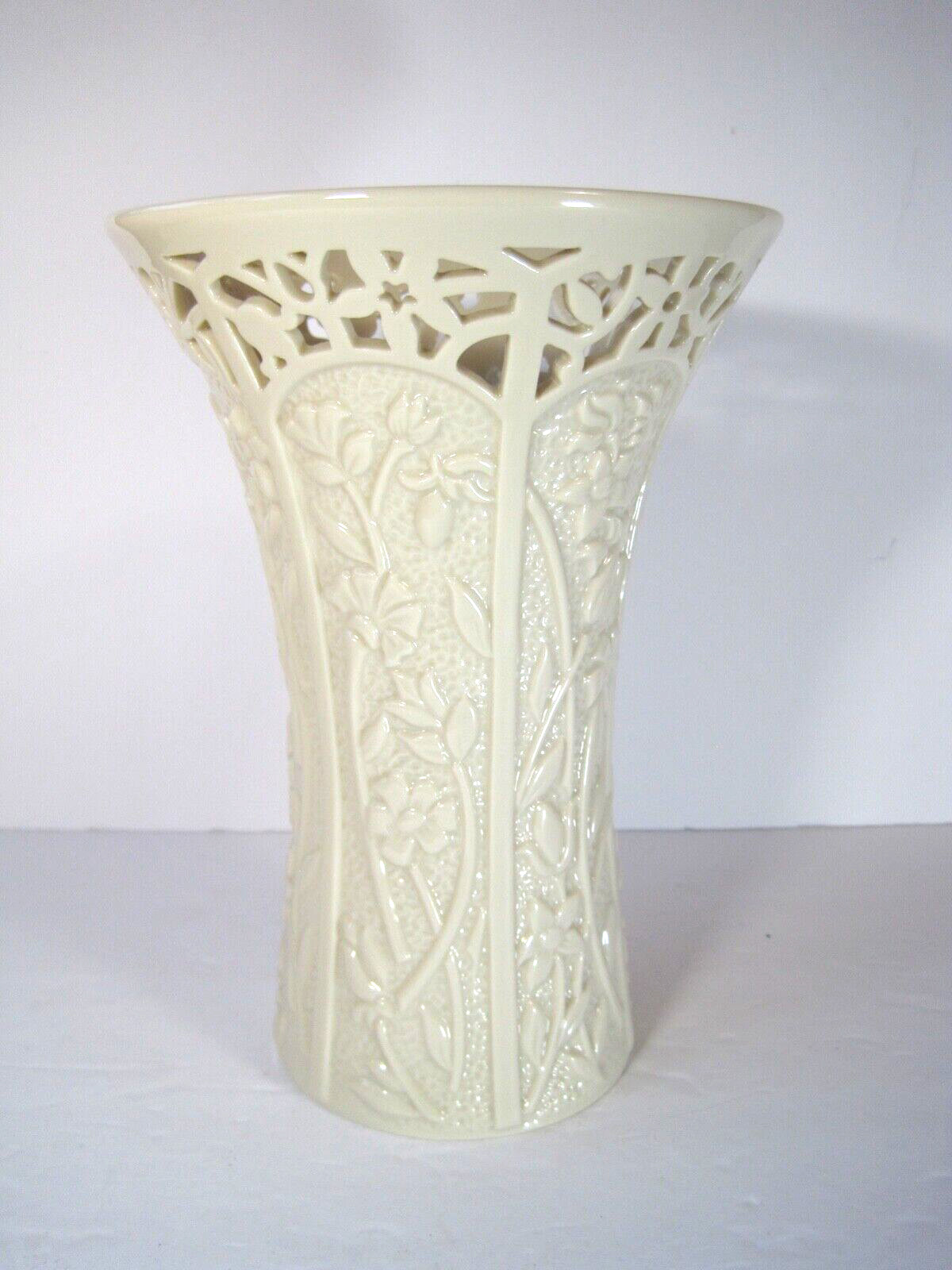 Lenox  Jasmine Ceramic Ivory Vase 8.25\