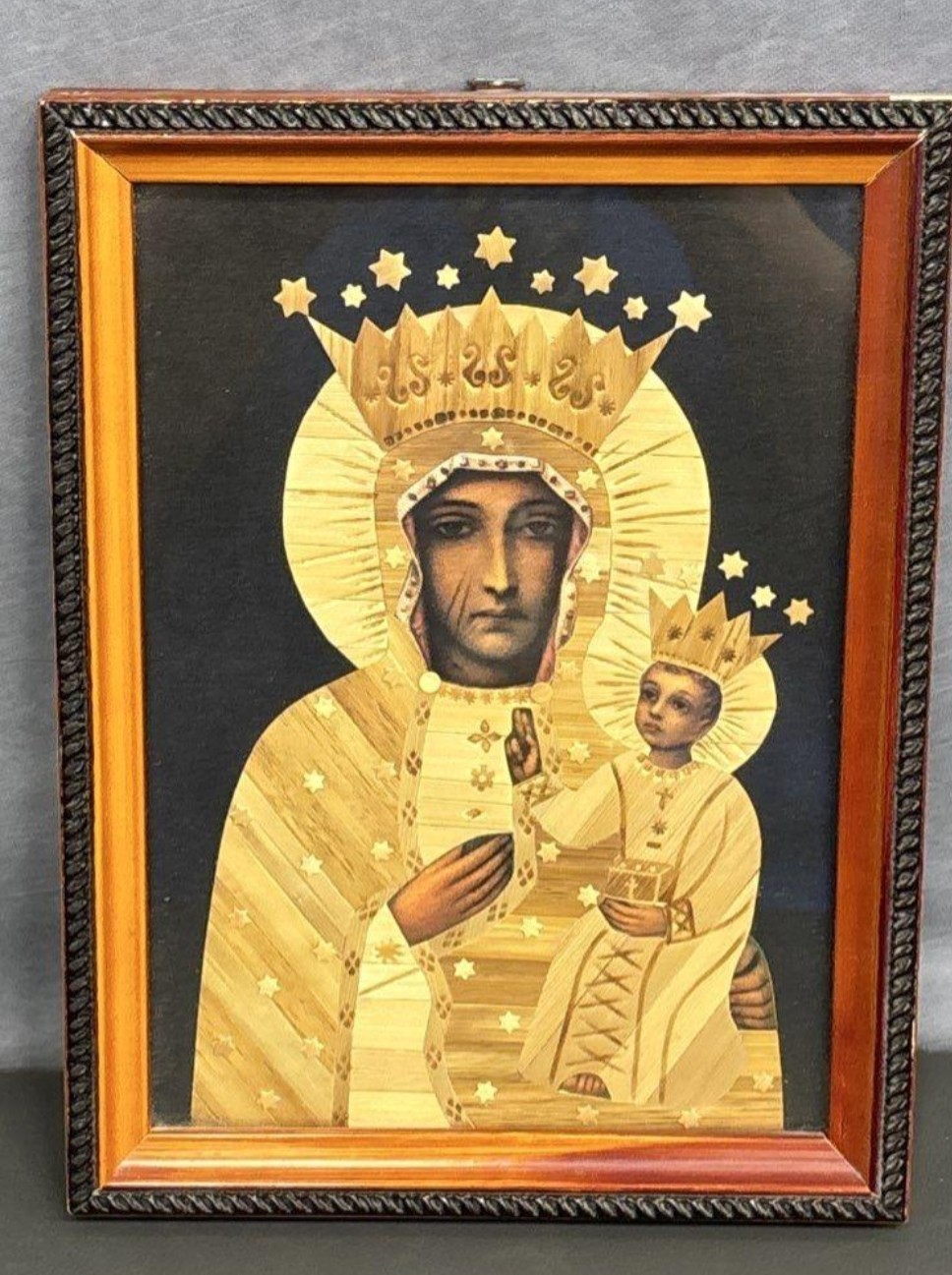 Polish Wheat Straw Art, Black Madonna. Our Lady Of Czestochowa, 1978. Framed. Polish Wheat Straw Art, Black Madonna. Our Lady Of Czestochowa, 1978. Framed.