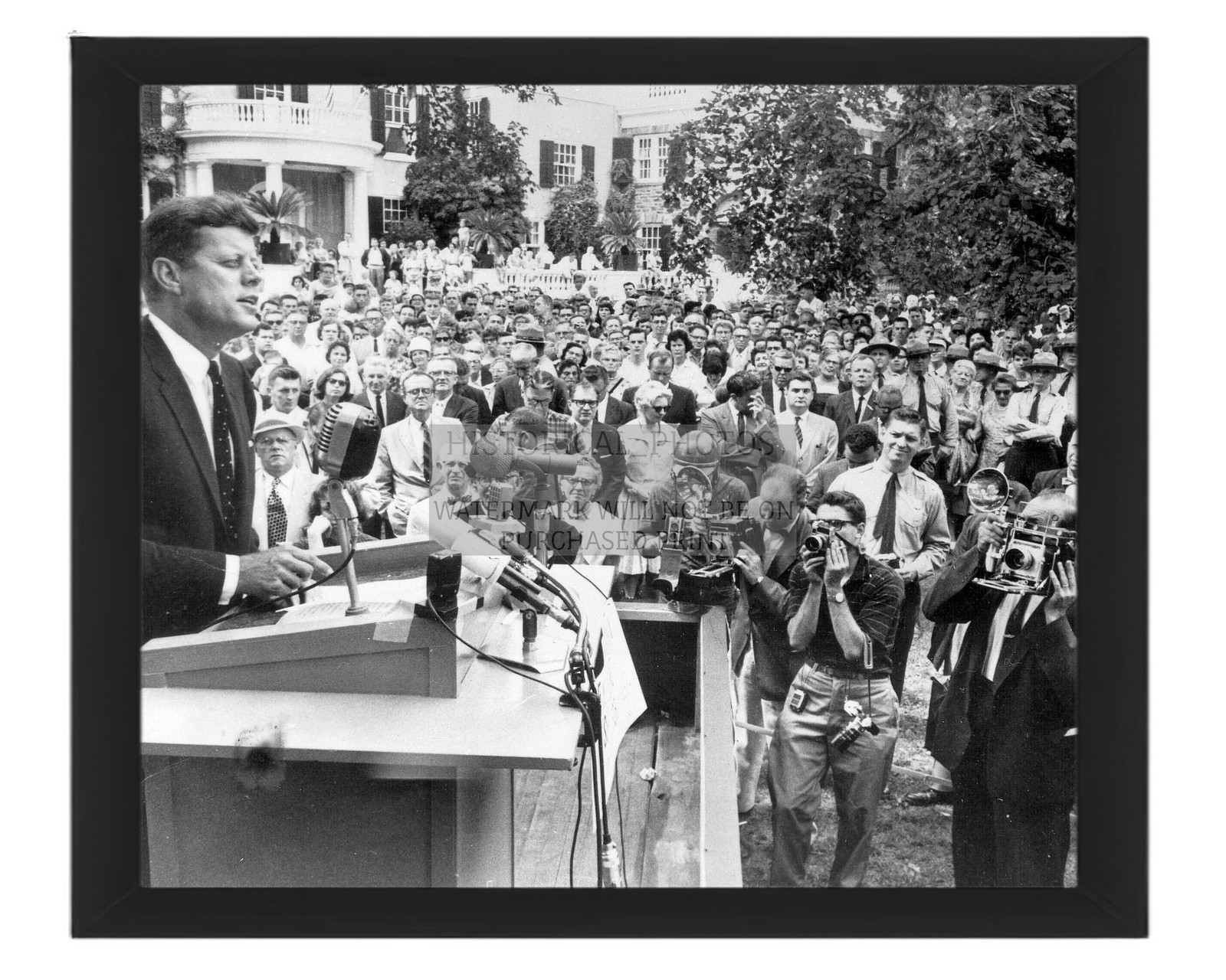 JOHN F KENNEDY SPEAKING SPRINGWOOD HYDE PARK NEW YORK 1960 8X10 FRAMED PHOTO