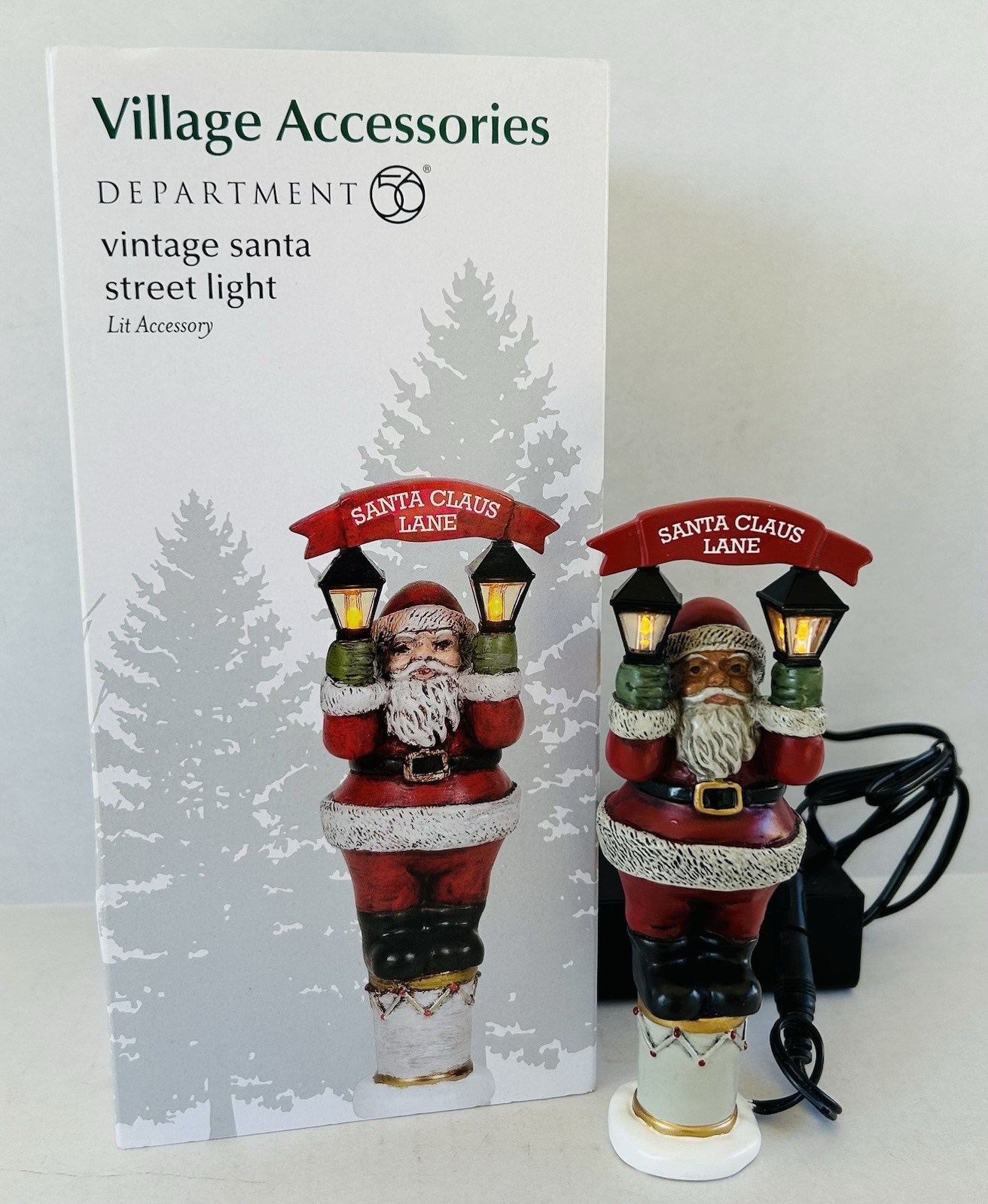 Dept 56 Christmas Village Accessories Vintage Santa Street Light #6005533