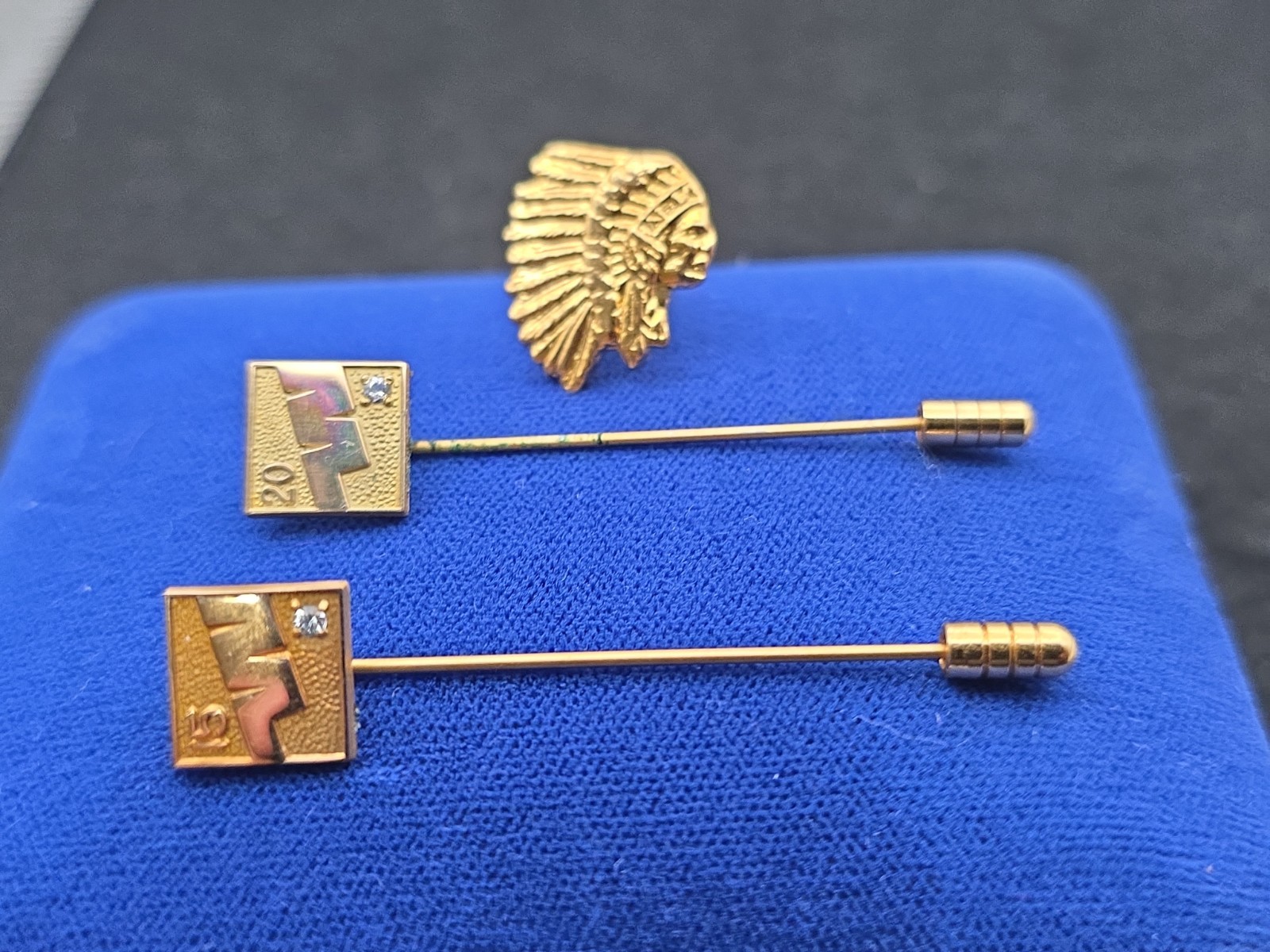 Western Airlines 15-20 Years Service Stick Pins 10k GF & Indian head Pin Western Airlines 15-20 Years Service Stick Pins 10k GF & Indian head Pin