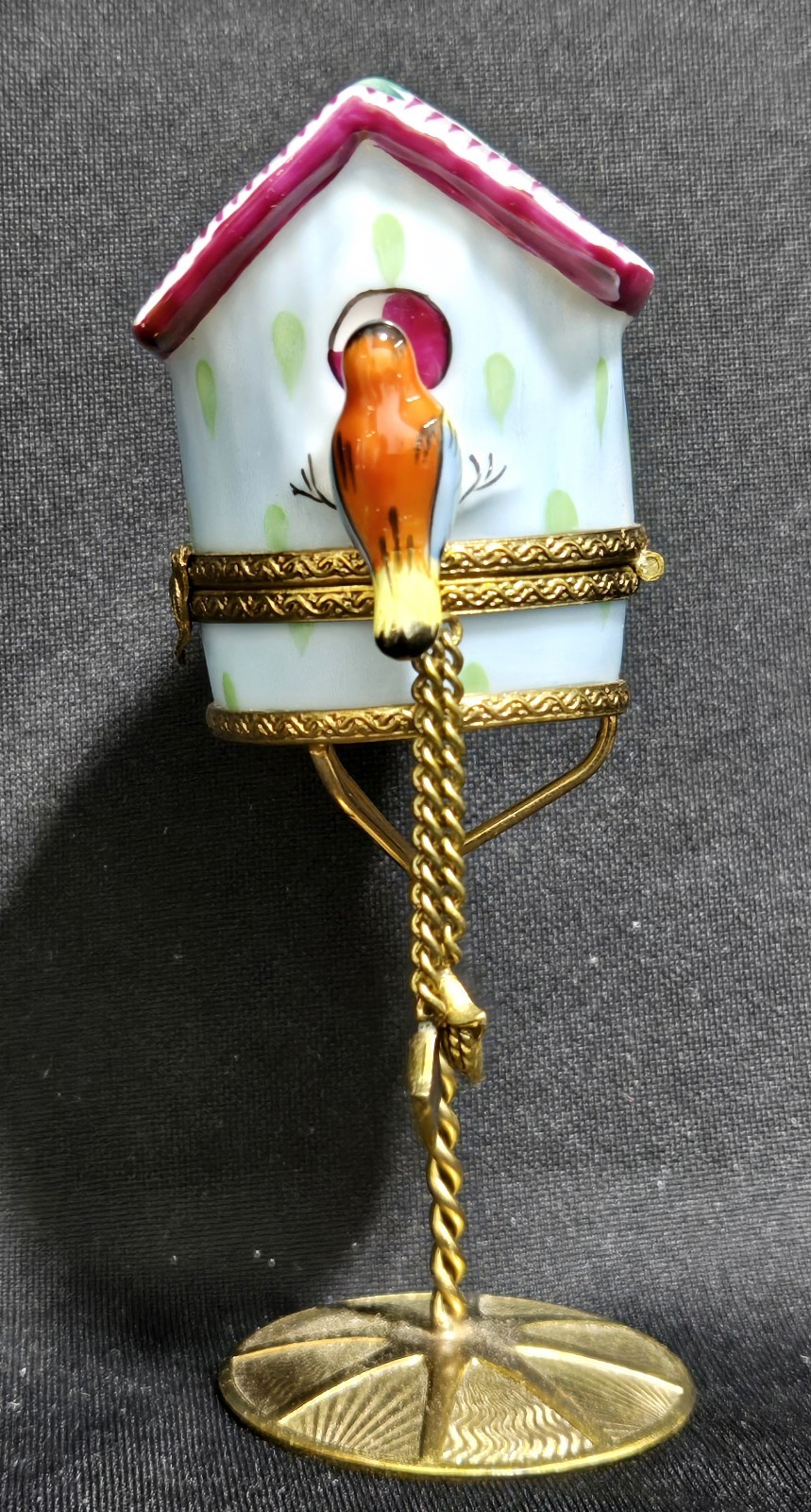 Artoria Limoges France Peint Main Birdhouse Elevated Brass Stand Trinket Box (C)