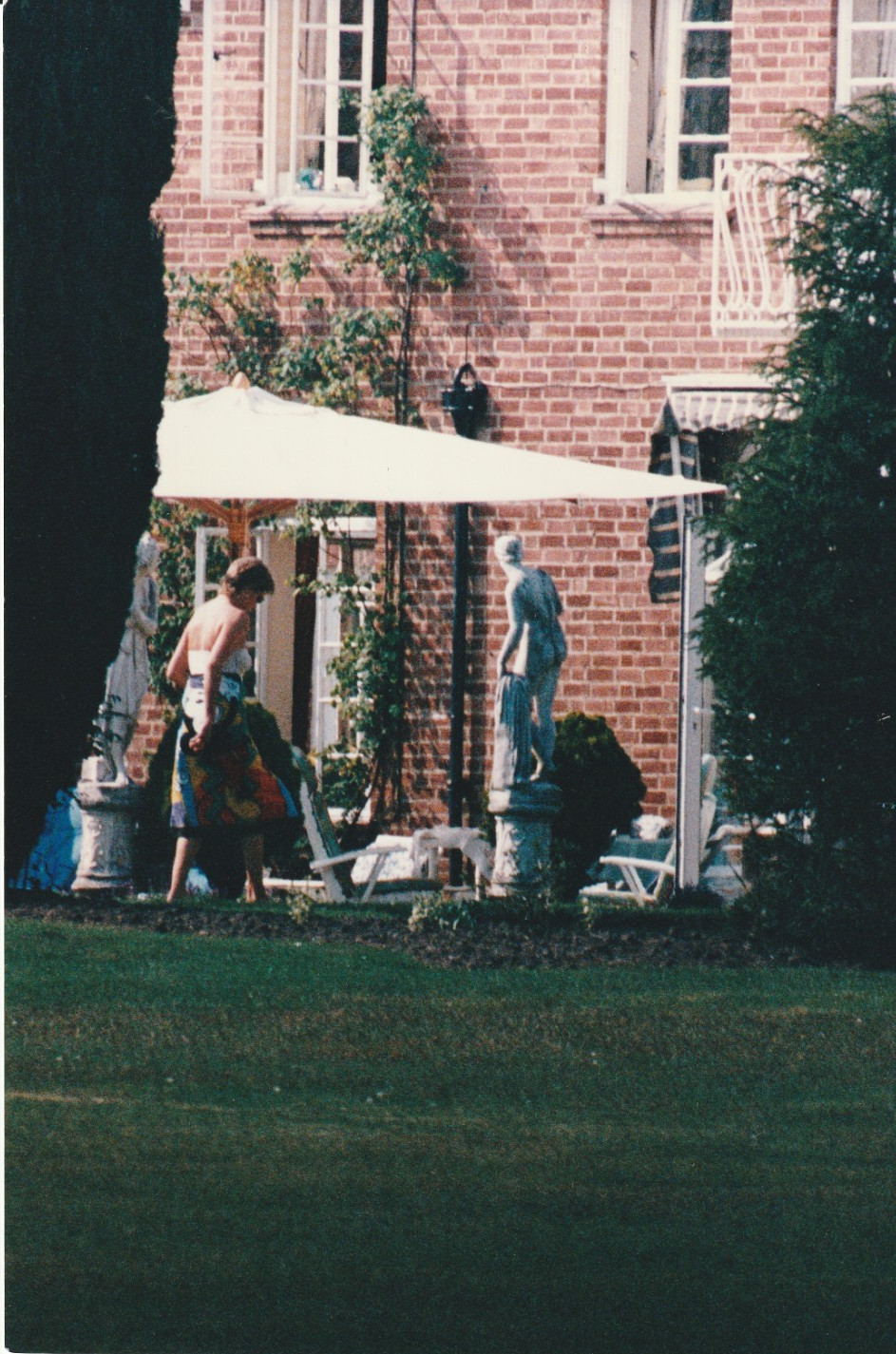 Original Press Photo Princess Diana Lady Di Spencer at Sarah\'s Home 5-6-95