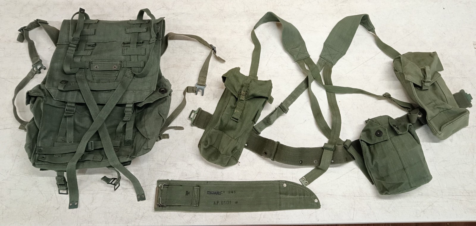 Pattern 1944 British Web Gear Set Nice Original Complete Dated Clean w 3 Pc Belt