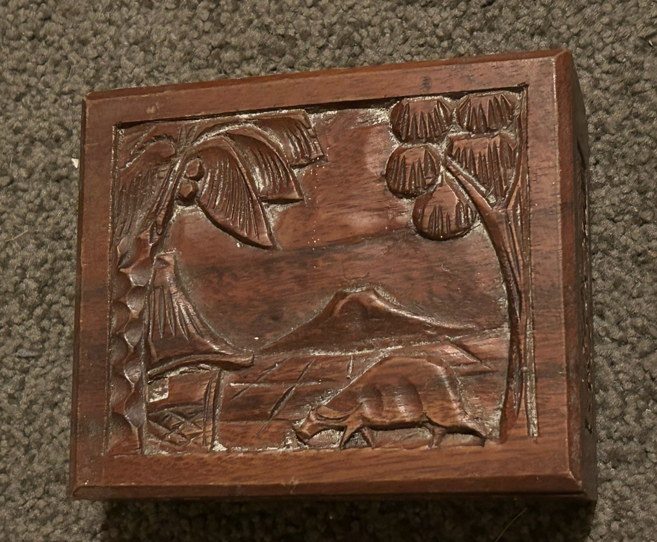Vintage Hand Carved Wooden Trinket Box Red Felt Lining Asian Landscape Detail