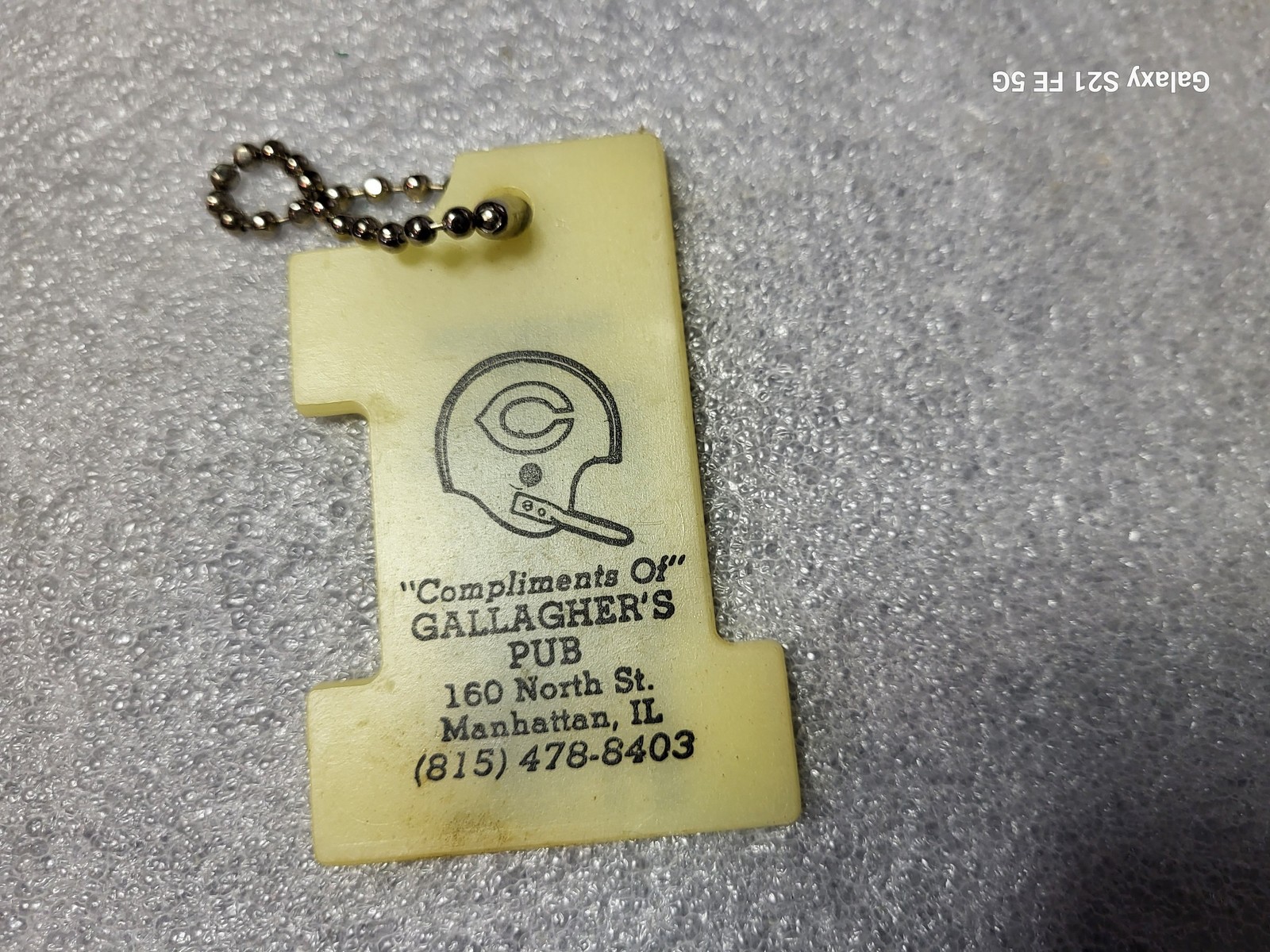  1982 Gallaghers Pub Bar Manhattan Illinois Keychain Chicago Bears