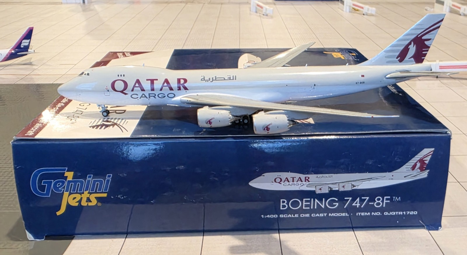 QATAR CARGO 747-8F Gemini Jets 1/400 GJQTR1720