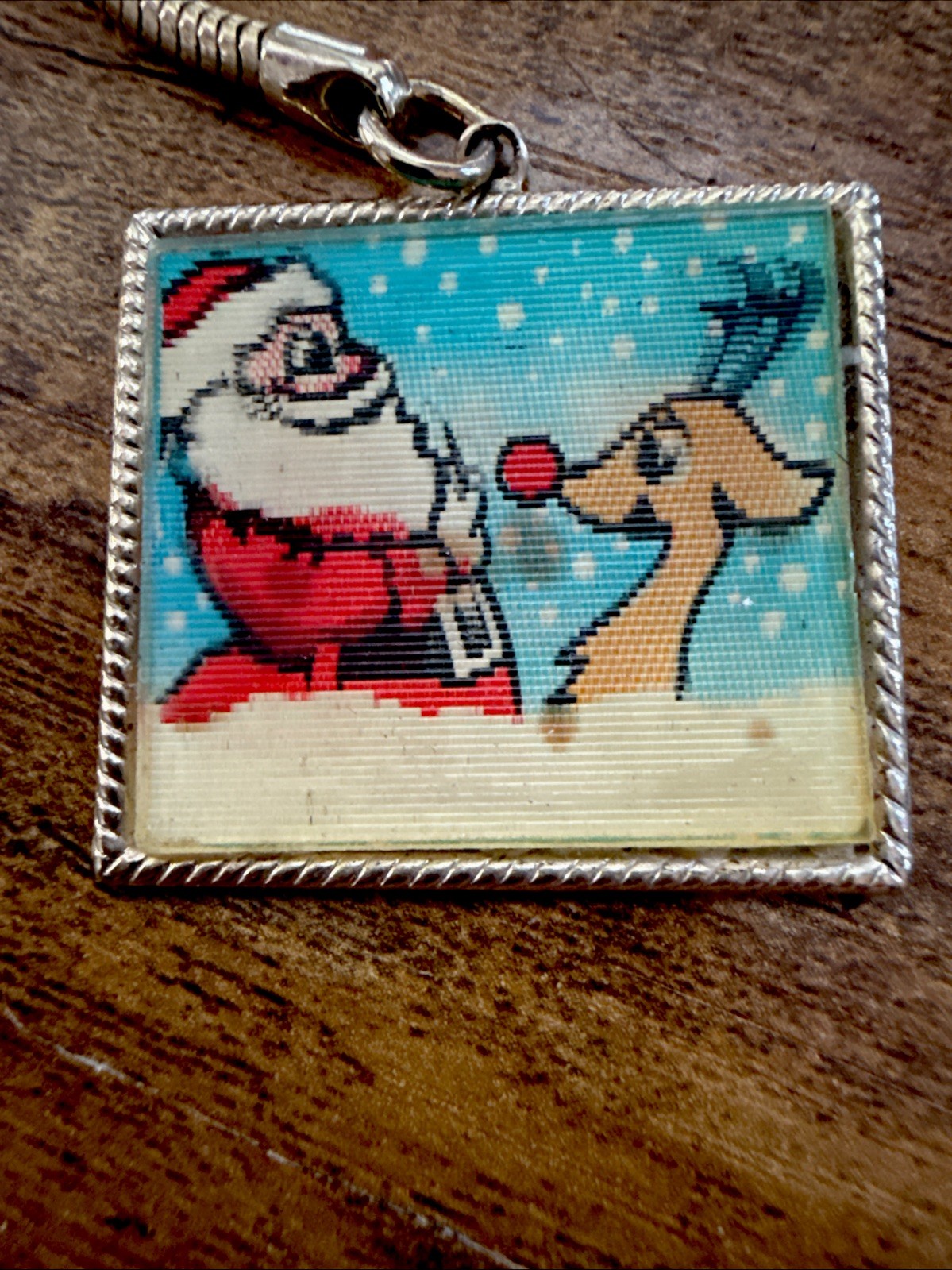 RARE 1950S VARI VUE SMALL SANTA WITH RUDOLPH THE RED NOSE REINDEER NOS KEYCHAIN