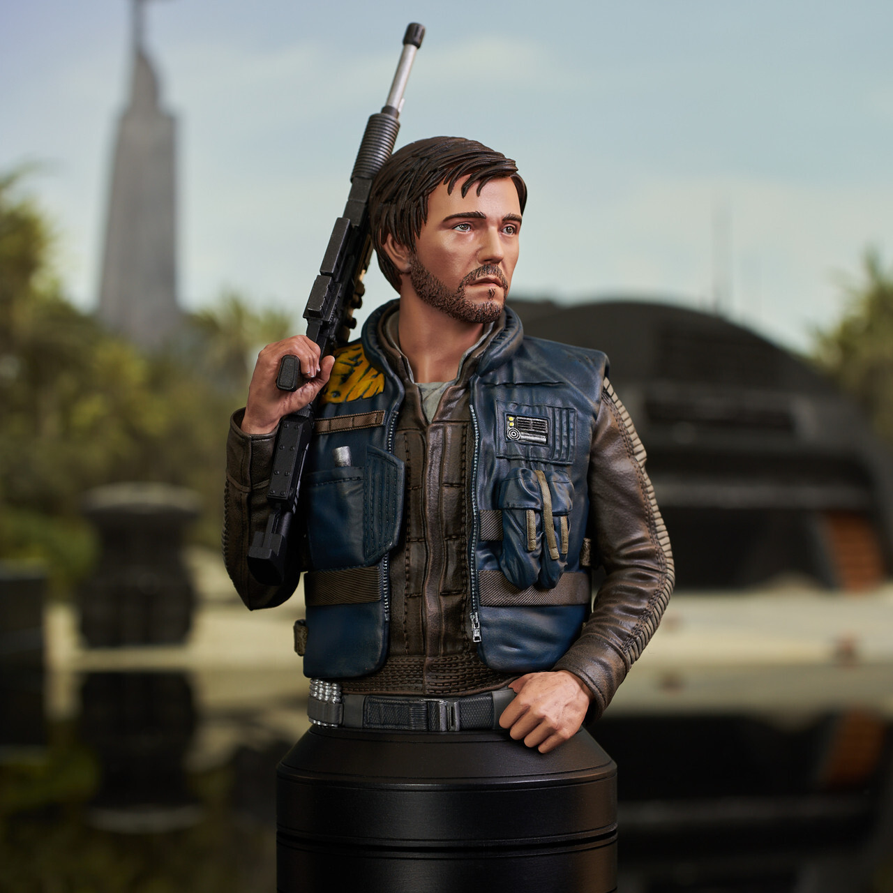 Gentle Giant Star Wars Cassian Andor Bust