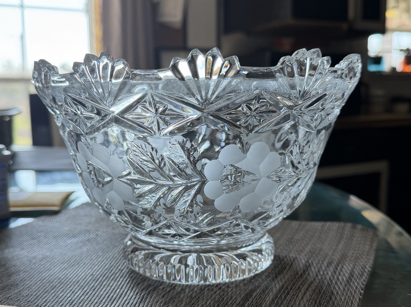 Vintage Lausitzer Hand Cut Crystal Footed Bowl Floral And Leaf  5 5/8” T x 9” W
