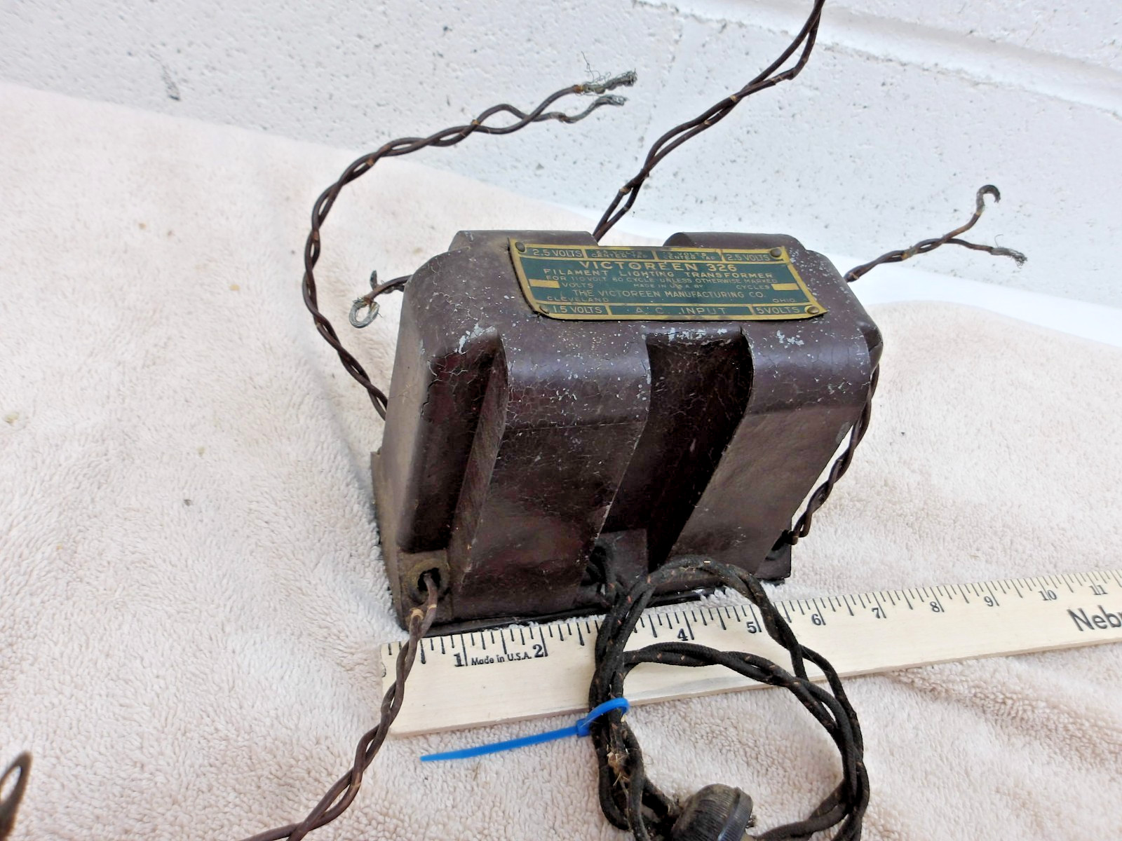 1920\'s Victoreen Model 326 filament lighting transformer