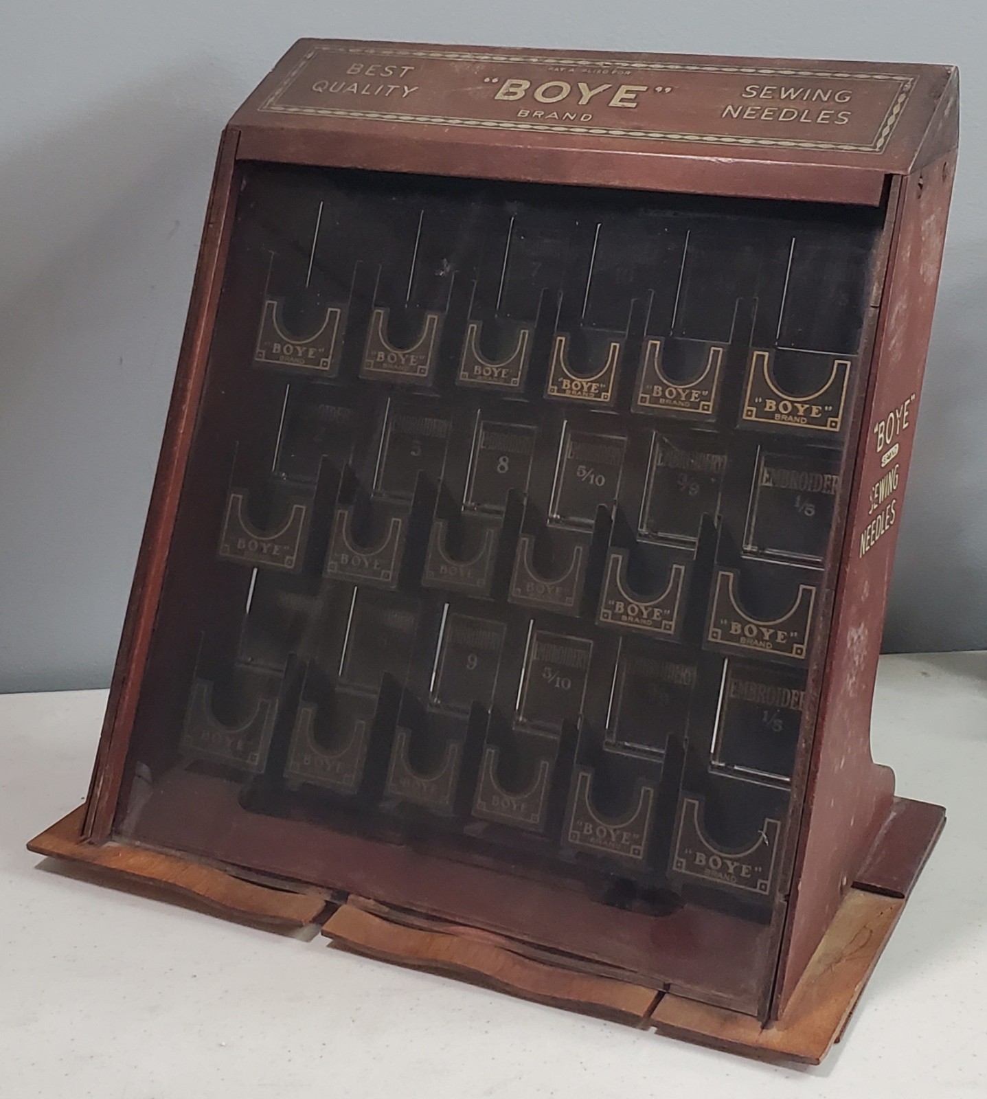 Ca 1910s-1920s Boye Sewing Needles (Embroidery) Store Display Case 