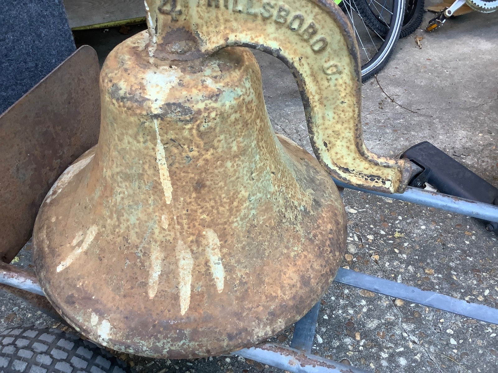 VINTAGE C.S. HILLSBORO BELL COMPANY, #4 YOKE, 1886 VINTAGE C.S. HILLSBORO BELL COMPANY, #4 YOKE, 1886