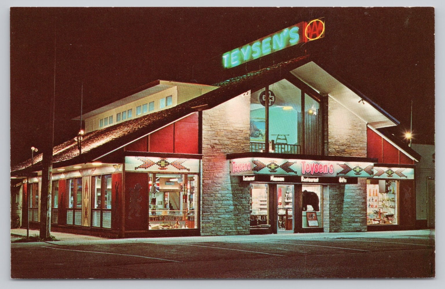 Teysen\'s Mackinaw City Michigan Indian Museum Chrome Postcard