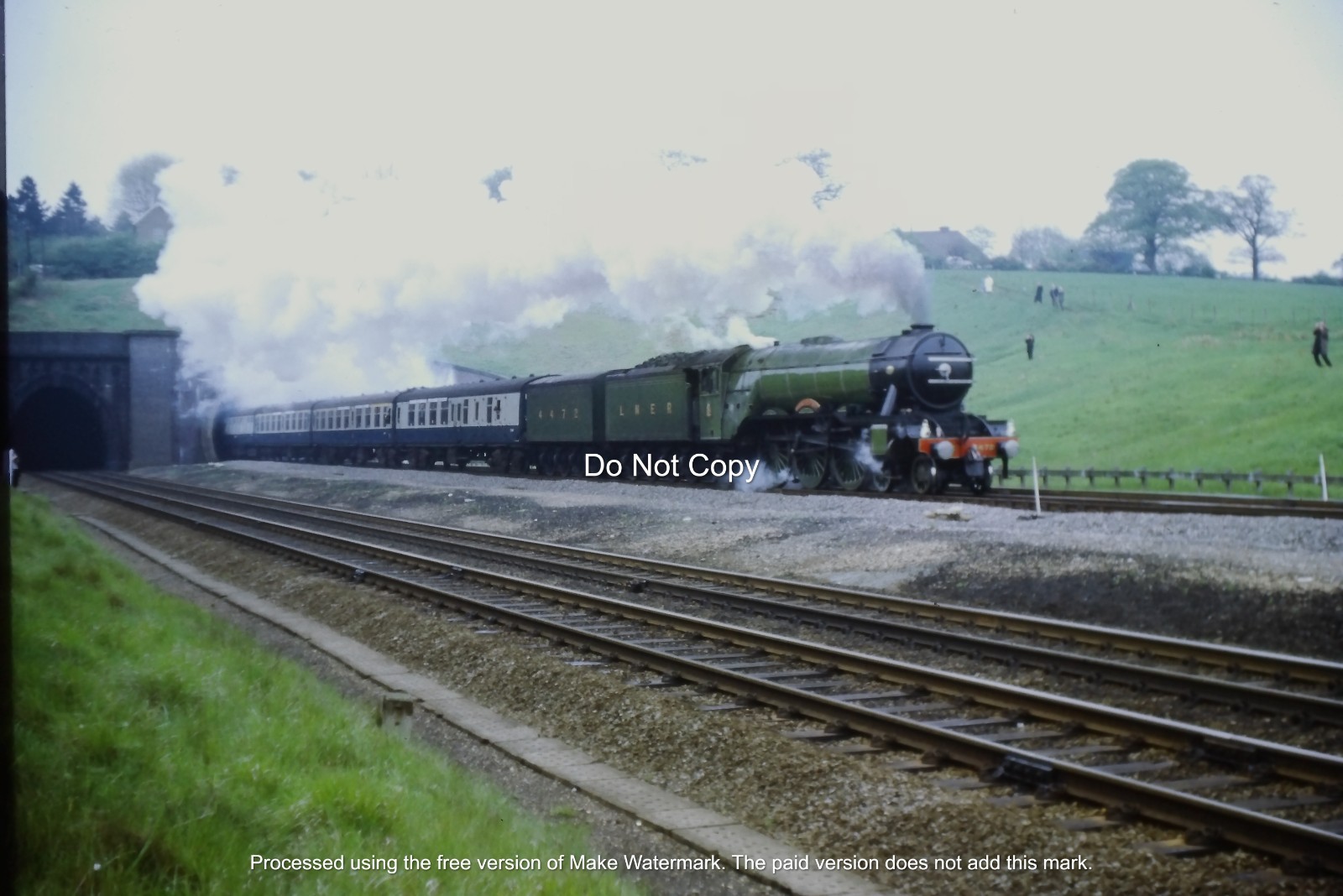 35mm Railway Slide Photo LNER 4472 Flying Scotsman Hadley Wood 1.5.68