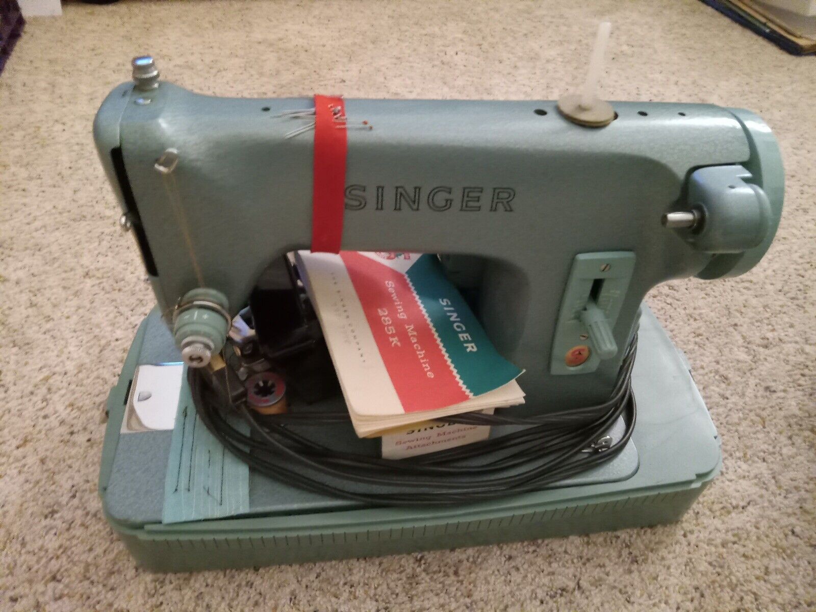 Vintage 1965 Singer Portable Sewing Machine in Mint Green