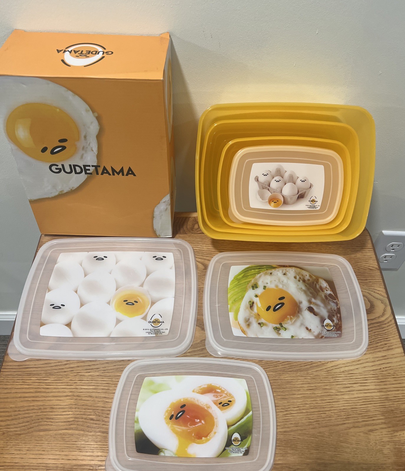 GUDETAMA  4  Food Containers Made By SANRIO NOT FOR RESALE NEW IN BOX