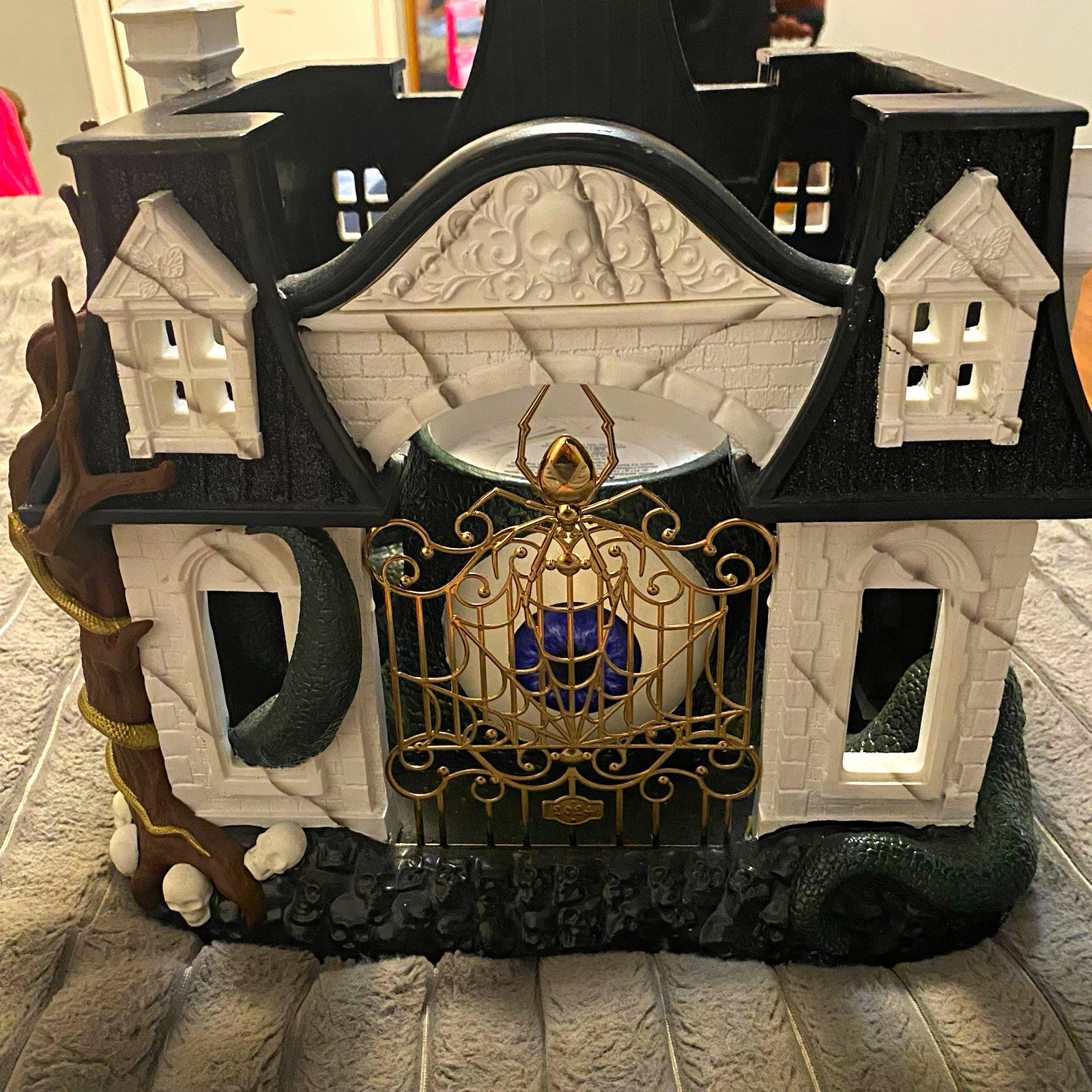 Bath & Body Works 2024 Haunted House Luminary 3-Wick Candle Holder Halloween